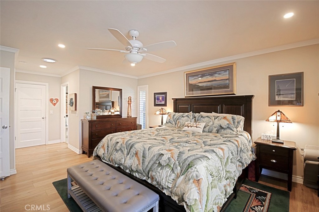 MLS #OC25252443 image #24