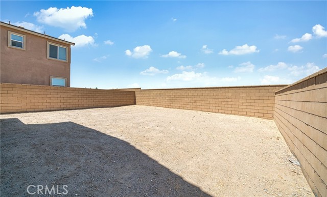 Detail Gallery Image 16 of 18 For 12964 Claremore St, Victorville,  CA 92392 - 3 Beds | 2/1 Baths