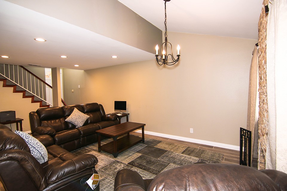 Detail Gallery Image 5 of 20 For 10069 15th #24 St #24,  Garden Grove,  CA 92843 - 3 Beds | 2/1 Baths