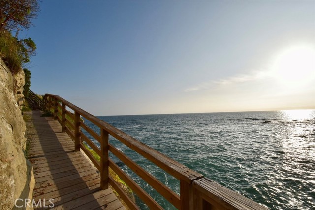 Detail Gallery Image 39 of 58 For 31561 Table Rock Dr #105,  Laguna Beach,  CA 92651 - 2 Beds | 2/1 Baths