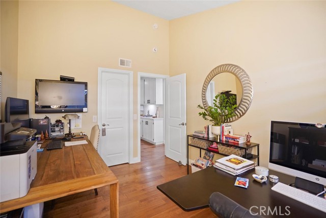 Detail Gallery Image 30 of 75 For 6617 Oak Forest Dr, Oak Park,  CA 91377 - 3 Beds | 2/1 Baths