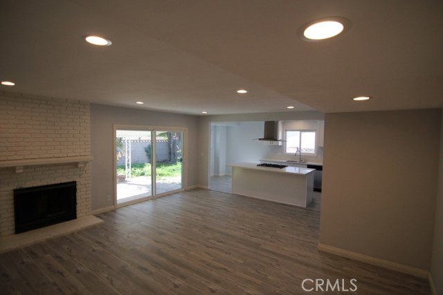1728 W Chateau Avenue, Anaheim CA: https://media.crmls.org/medias/38d91be5-c9ad-41d7-bdb8-62f9ef12fc99.jpg