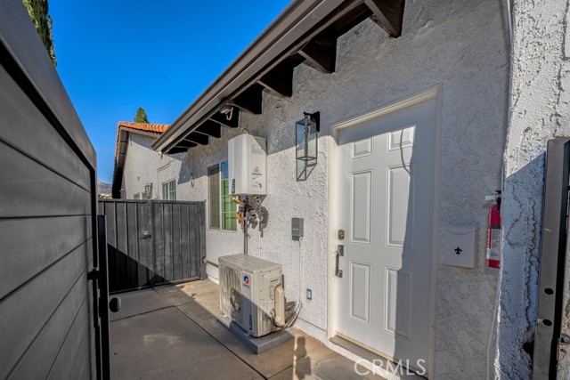 Detail Gallery Image 10 of 10 For 21315 1/2 Kingsbury St, Chatsworth,  CA 91311 - 1 Beds | 1 Baths