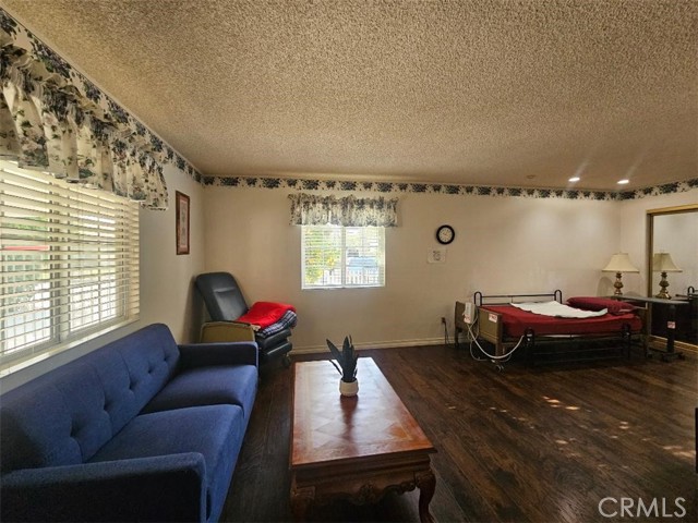  Commercial for Sale in Granada Hills, California