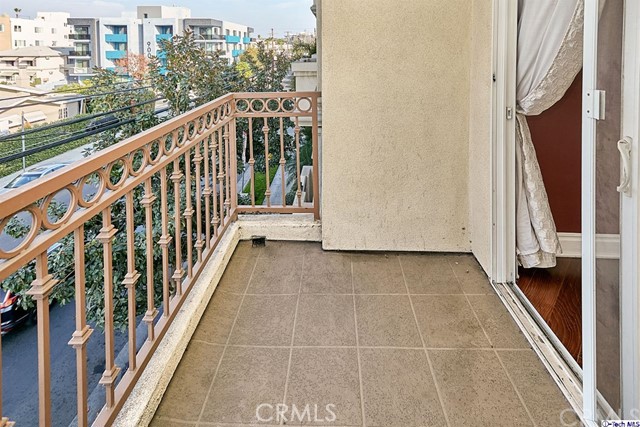 3 Bed Home for Sale in Los Angeles, California