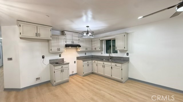 Detail Gallery Image 3 of 21 For 10621 Kalmia, Los Angeles,  CA 90002 - 4 Beds | 2 Baths