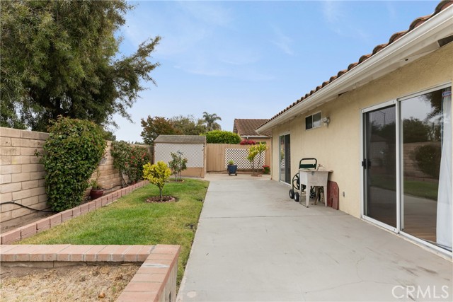 445 El Nido Court, Santa Maria CA: https://media.crmls.org/medias/38db57a9-9f18-4699-aad0-ecd555ab525f.jpg
