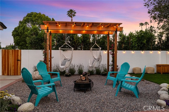 6105 Bellingham Avenue, North Hollywood CA: https://media.crmls.org/medias/38dba4d5-335d-4947-8ea3-130ae28b929a.jpg