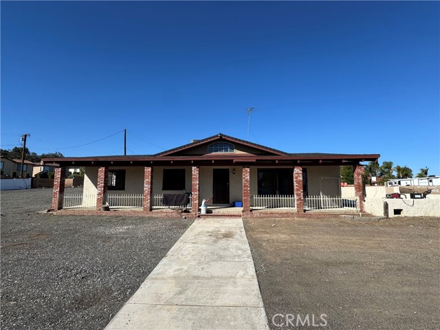 Detail Gallery Image 1 of 23 For 7052 Starne Rd, Corona,  CA 92881 - 3 Beds | 2 Baths
