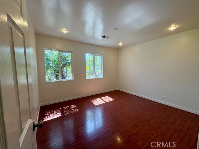 Detail Gallery Image 5 of 12 For 5421 W 120th, Inglewood,  CA 90304 - 3 Beds | 2 Baths