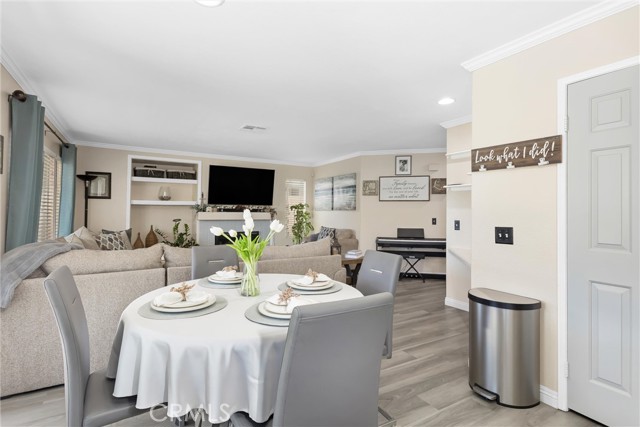 Detail Gallery Image 12 of 32 For 2601 W Meyers Rd, San Bernardino,  CA 92407 - 5 Beds | 3 Baths