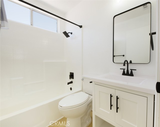 Detail Gallery Image 33 of 43 For 16532 Sir Barton Way, Moreno Valley,  CA 92551 - 3 Beds | 2/1 Baths