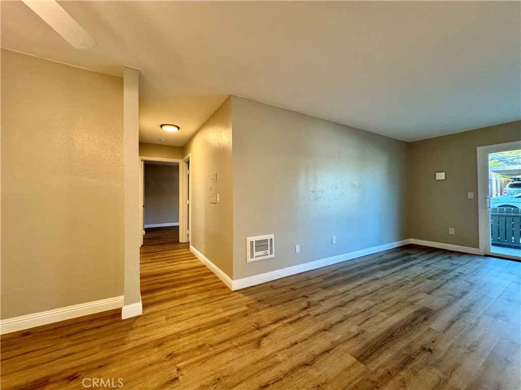 432 Edgehill - photo 10