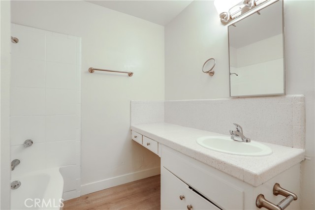 Detail Gallery Image 21 of 21 For 3440 Elm Ave #5,  Long Beach,  CA 90807 - 28 Beds | 14 Baths