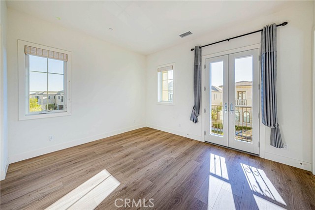 77 Eider Run, Irvine CA: https://media.crmls.org/medias/38df748d-ee5c-4964-a71b-5da1aee9a1ca.jpg