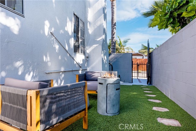 Detail Gallery Image 14 of 31 For 1605 Hile Ave, Long Beach,  CA 90804 - 3 Beds | 2 Baths