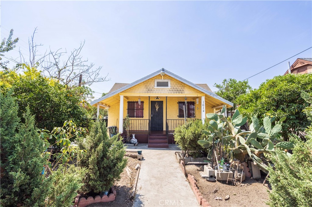 MLS #SR25180641 img 1