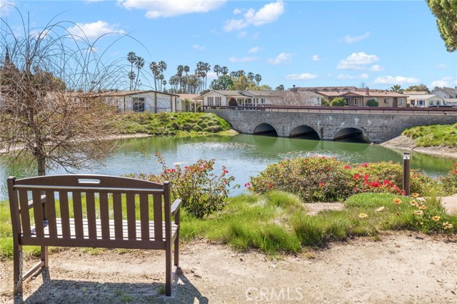 Detail Gallery Image 31 of 35 For 124 Poinsettia Gardens Dr #124,  Ventura,  CA 93004 - 2 Beds | 2 Baths