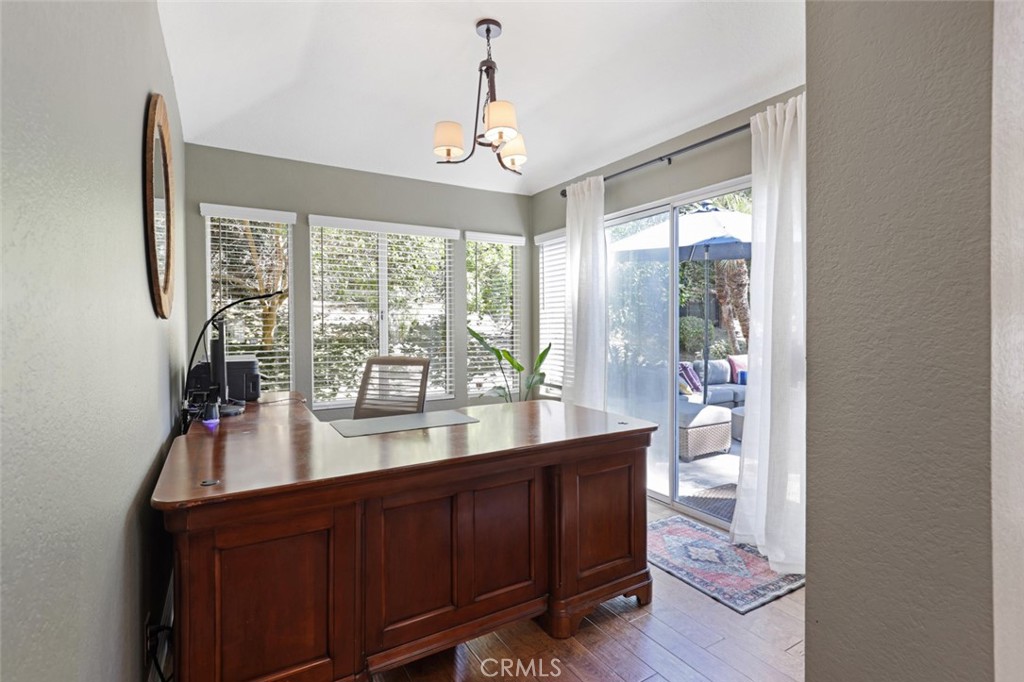 MLS #OC25218182 image #13