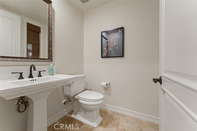 Detail Gallery Image 15 of 65 For 30 Exploration, Irvine,  CA 92618 - 5 Beds | 4/1 Baths
