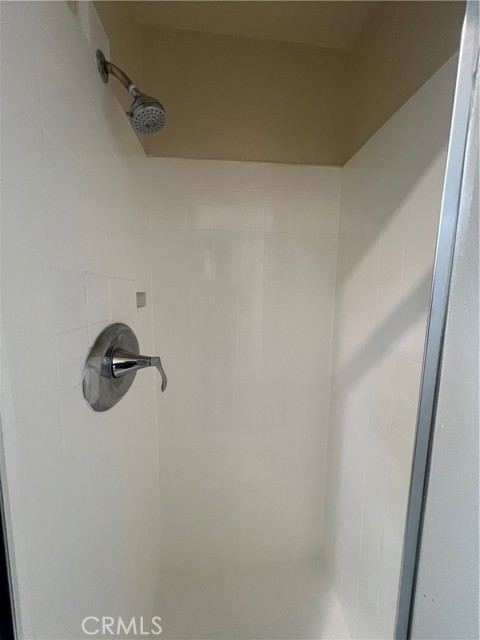 Detail Gallery Image 27 of 38 For 1933 S Corning St, Los Angeles,  CA 90034 - 2 Beds | 1 Baths