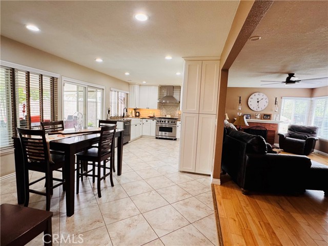 Detail Gallery Image 3 of 11 For 10141 Orange St, Rancho Cucamonga,  CA 91737 - 3 Beds | 2 Baths