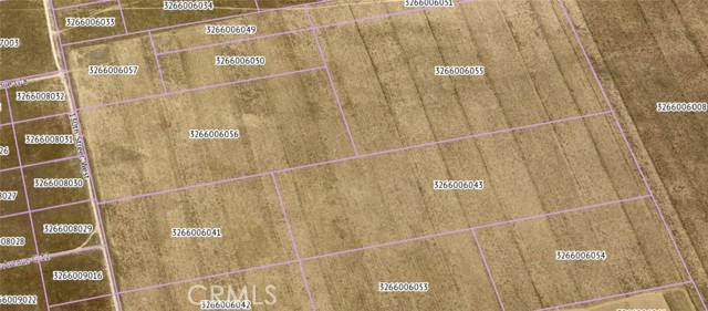 125 STW Avenue, Lancaster CA: https://media.crmls.org/medias/38e2926f-3193-4d69-a6b6-2c9cc1d9a2e1.jpg