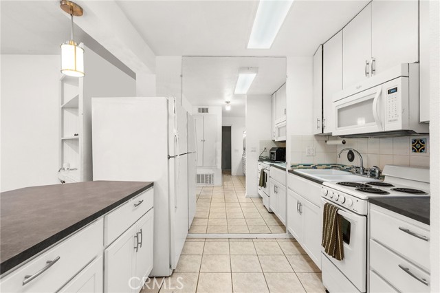 Detail Gallery Image 10 of 35 For 28661 via Las Flores #304,  Murrieta,  CA 92563 - 1 Beds | 1 Baths