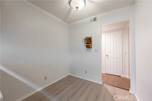 Detail Gallery Image 11 of 20 For 1344 5th St #17,  Glendale,  CA 91201 - 2 Beds | 2 Baths