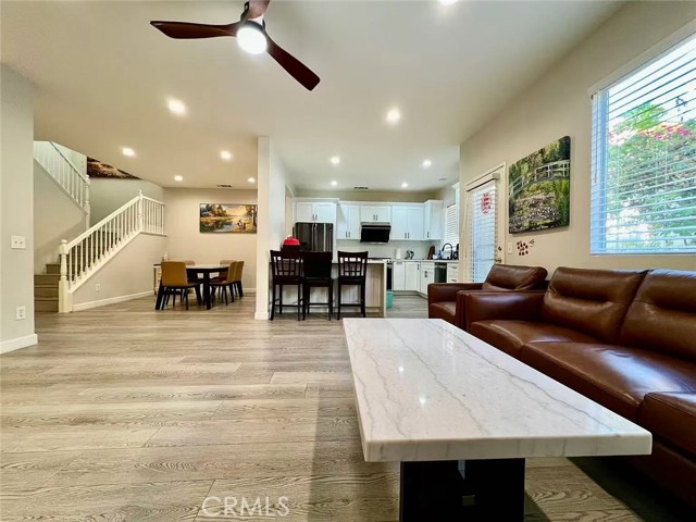 Detail Gallery Image 6 of 21 For 21 New Jersey, Irvine,  CA 92606 - 5 Beds | 3 Baths