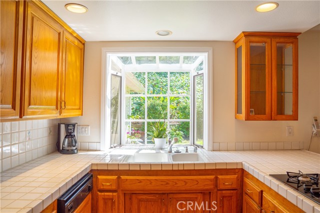 Detail Gallery Image 19 of 41 For 27328 Country Glen Rd, Agoura Hills,  CA 91301 - 4 Beds | 3 Baths