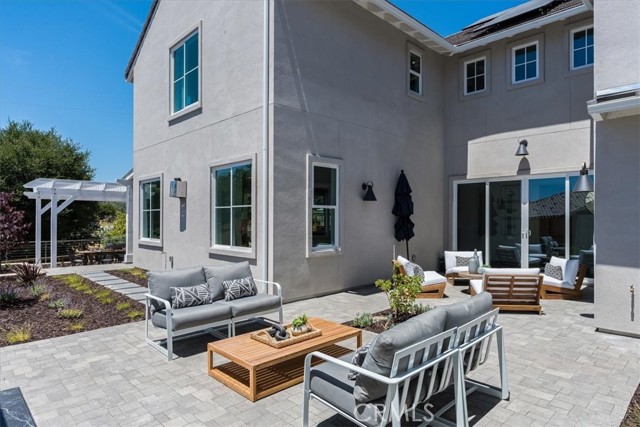 Detail Gallery Image 18 of 53 For 1458 Parsons Way, San Luis Obispo,  CA 93401 - 5 Beds | 5/1 Baths