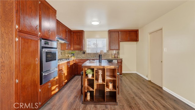 Detail Gallery Image 4 of 21 For 10401 Dakota, Garden Grove,  CA 92843 - 3 Beds | 2 Baths