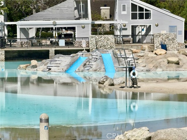 Detail Gallery Image 40 of 45 For 32 Wetstone #47,  Irvine,  CA 92604 - 3 Beds | 2/1 Baths