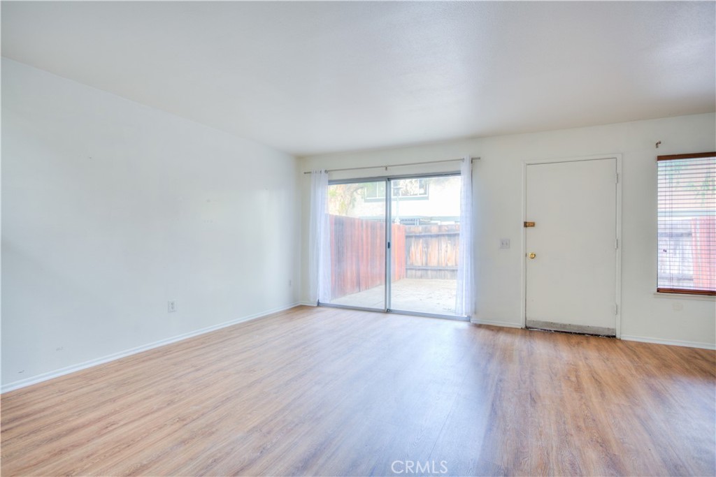 MLS #WS25276724 image #3