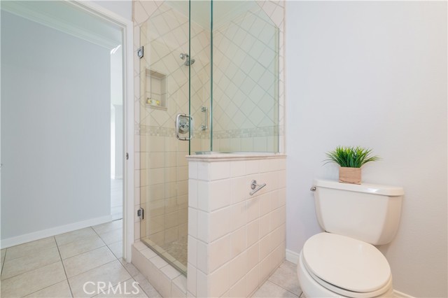 2381 Via Mariposa W, Laguna Woods CA: https://media.crmls.org/medias/38e5560d-093e-45ad-8571-818147d7992c.jpg