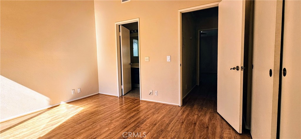 https://media.crmls.org/medias/38e5a504-471b-44d0-8830-72a237f24f9e.jpg?preset=X-Large