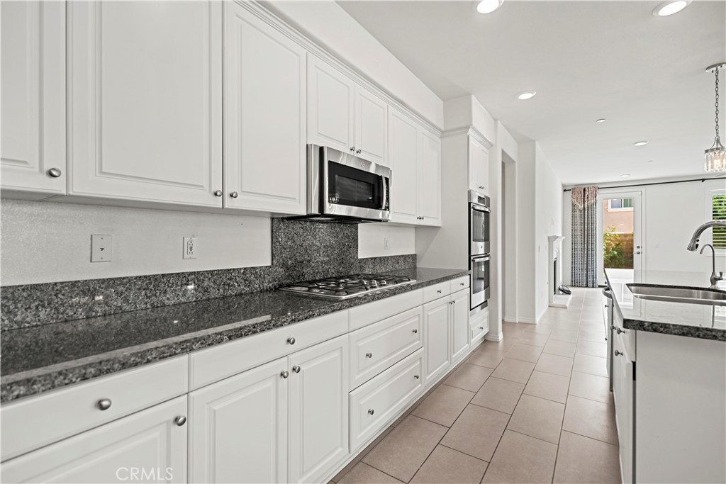 MLS #WS25243385 image #13