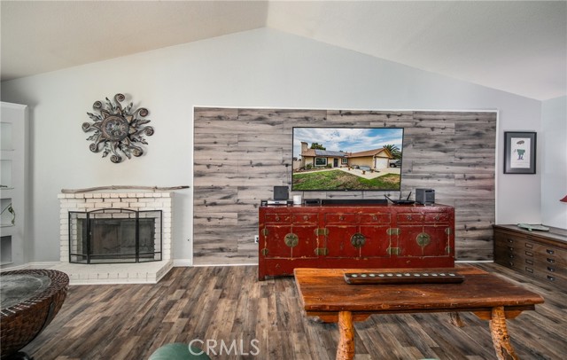 Detail Gallery Image 5 of 24 For 31458 Contour Ave, Nuevo,  CA 92567 - 3 Beds | 2 Baths