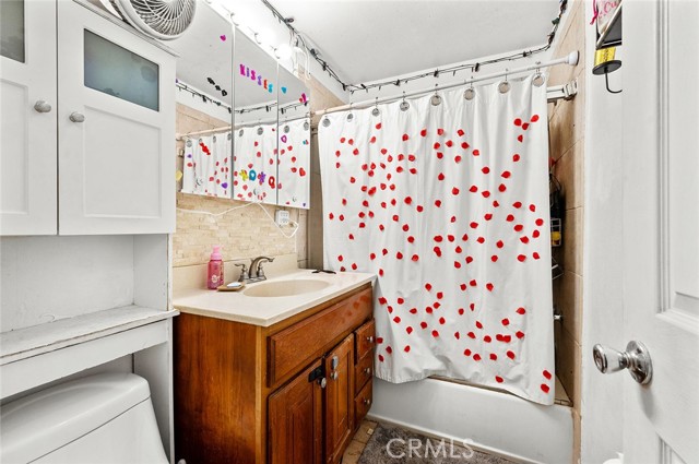 Detail Gallery Image 8 of 17 For 8611 Eglise, Pico Rivera,  CA 90660 - 3 Beds | 2 Baths