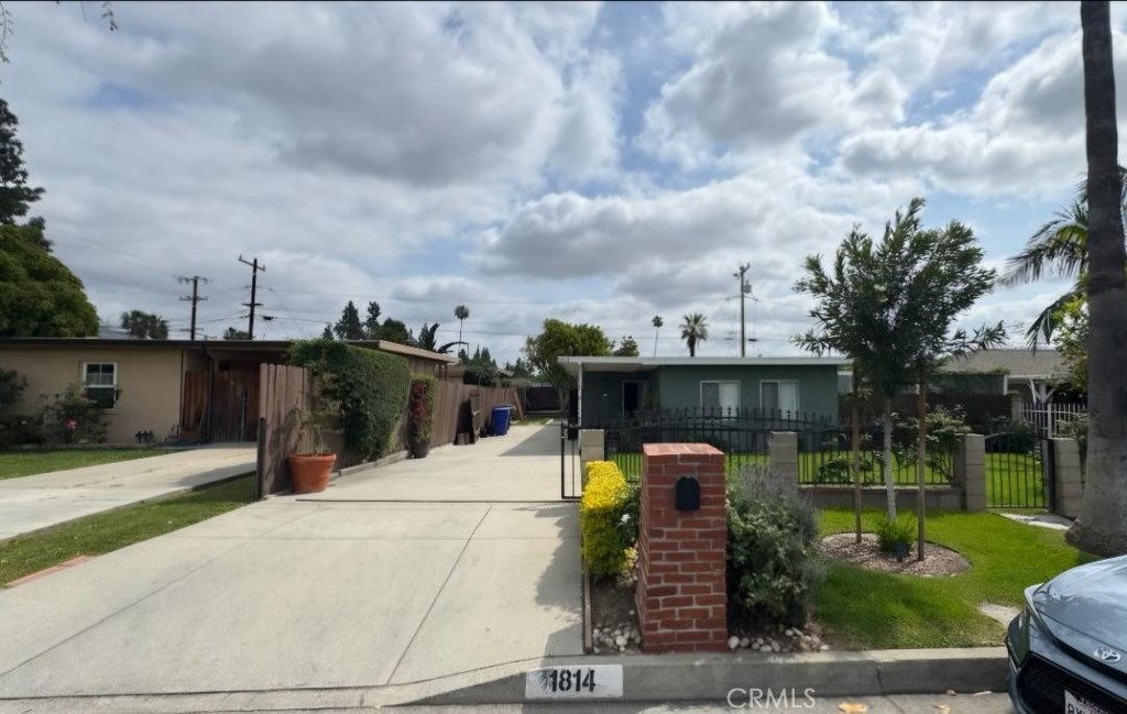 1814 Citrus View Avenue