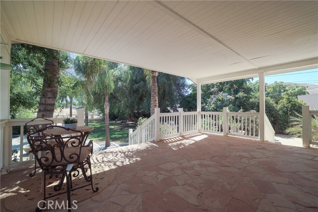 21510 Floral Avenue, Perris CA: https://media.crmls.org/medias/38e7d17d-4d67-4dc6-af87-66ab3bfd5f46.jpg
