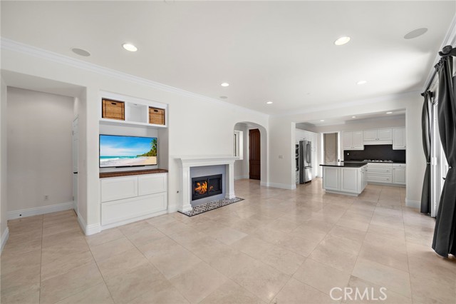 Detail Gallery Image 3 of 27 For 61 Shade Tree, Irvine,  CA 92603 - 3 Beds | 3/1 Baths