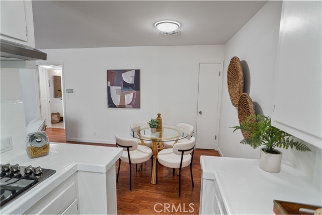 Detail Gallery Image 6 of 12 For 504 N Louise St #16,  Glendale,  CA 91206 - 1 Beds | 1 Baths