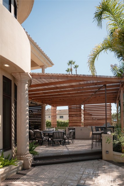 20391 Cypress Street, Newport Beach CA: https://media.crmls.org/medias/38e98955-bcf7-4e05-95ea-a0b14f42e5c0.jpg