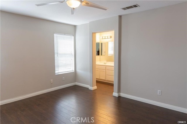431 W Bay Street, Costa Mesa CA: https://media.crmls.org/medias/38e99956-087a-4c7e-9e58-3a42d46e1ca4.jpg