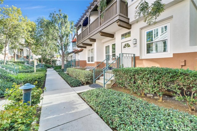 Detail Gallery Image 2 of 36 For 2861 Ballesteros Ln, Tustin,  CA 92782 - 3 Beds | 2/1 Baths