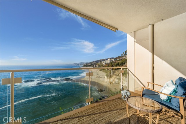 Detail Gallery Image 17 of 25 For 31561 Table Rock Dr #211,  Laguna Beach,  CA 92651 - 2 Beds | 2 Baths