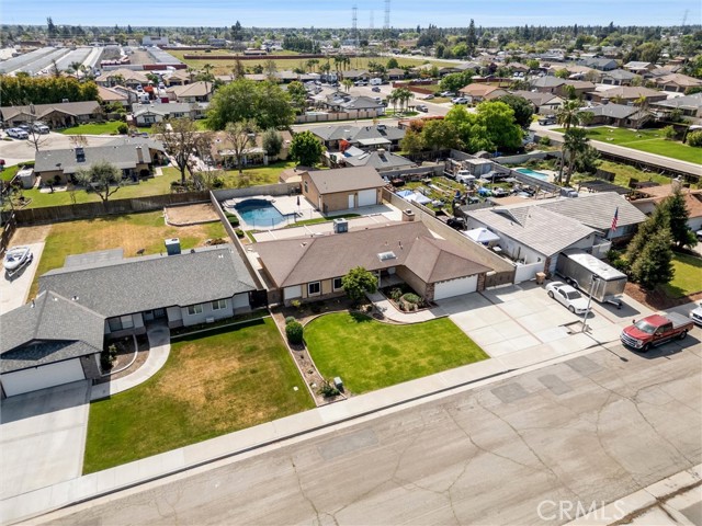 Detail Gallery Image 8 of 73 For 10219 Planebrook, Bakersfield,  CA 93312 - 3 Beds | 2 Baths