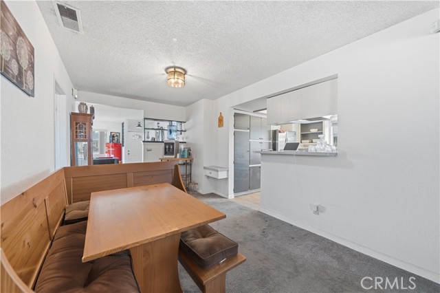 Detail Gallery Image 10 of 34 For 42080 Mayberry, Hemet,  CA 92544 - 4 Beds | 2 Baths